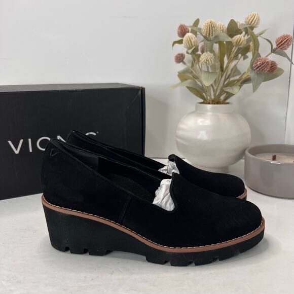 Vionic Willa Wedge Loafers Suede Slip On Black Women's 6.5 NWB Water Repellent - Picture 1 of 10